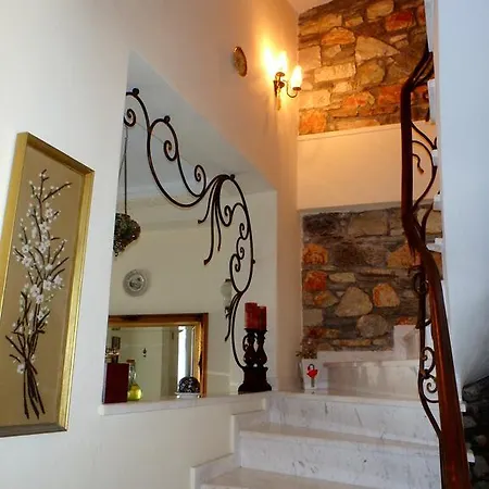 Lalio * İskados